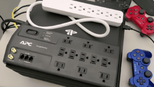 FIX 4. Inspect the power outlet and HDMI port