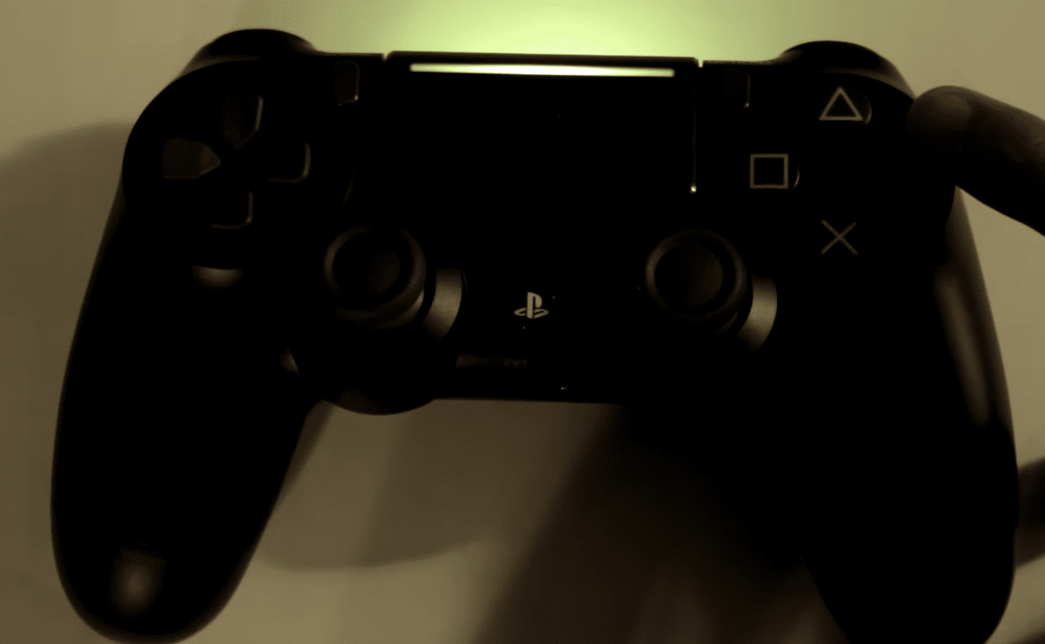 PS4 Controller Lights [What They Mean and How to Fix]